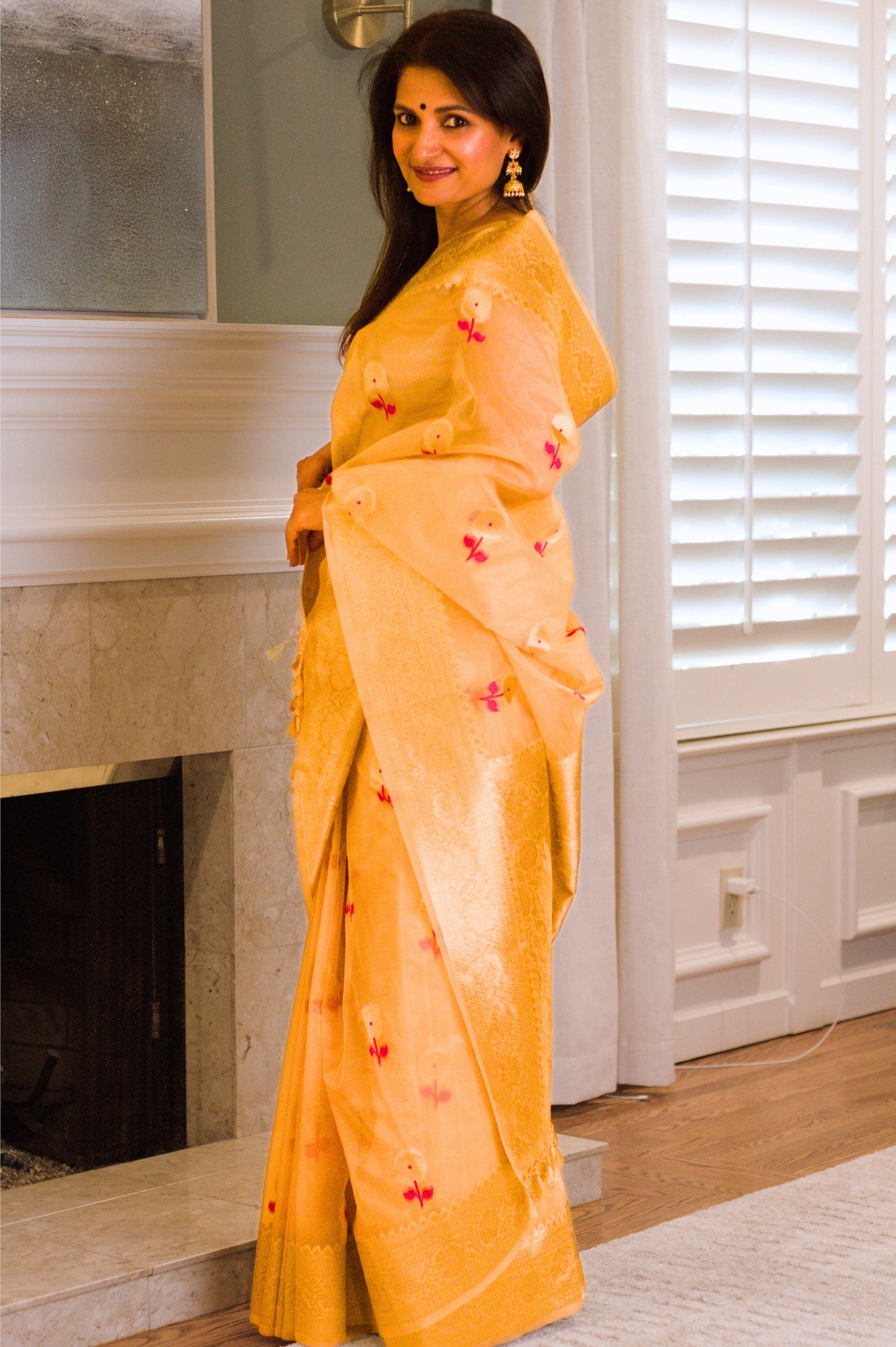 Nude Gold Dahlia Boota Handwoven Pure Kora Silk Banarasi Saree.