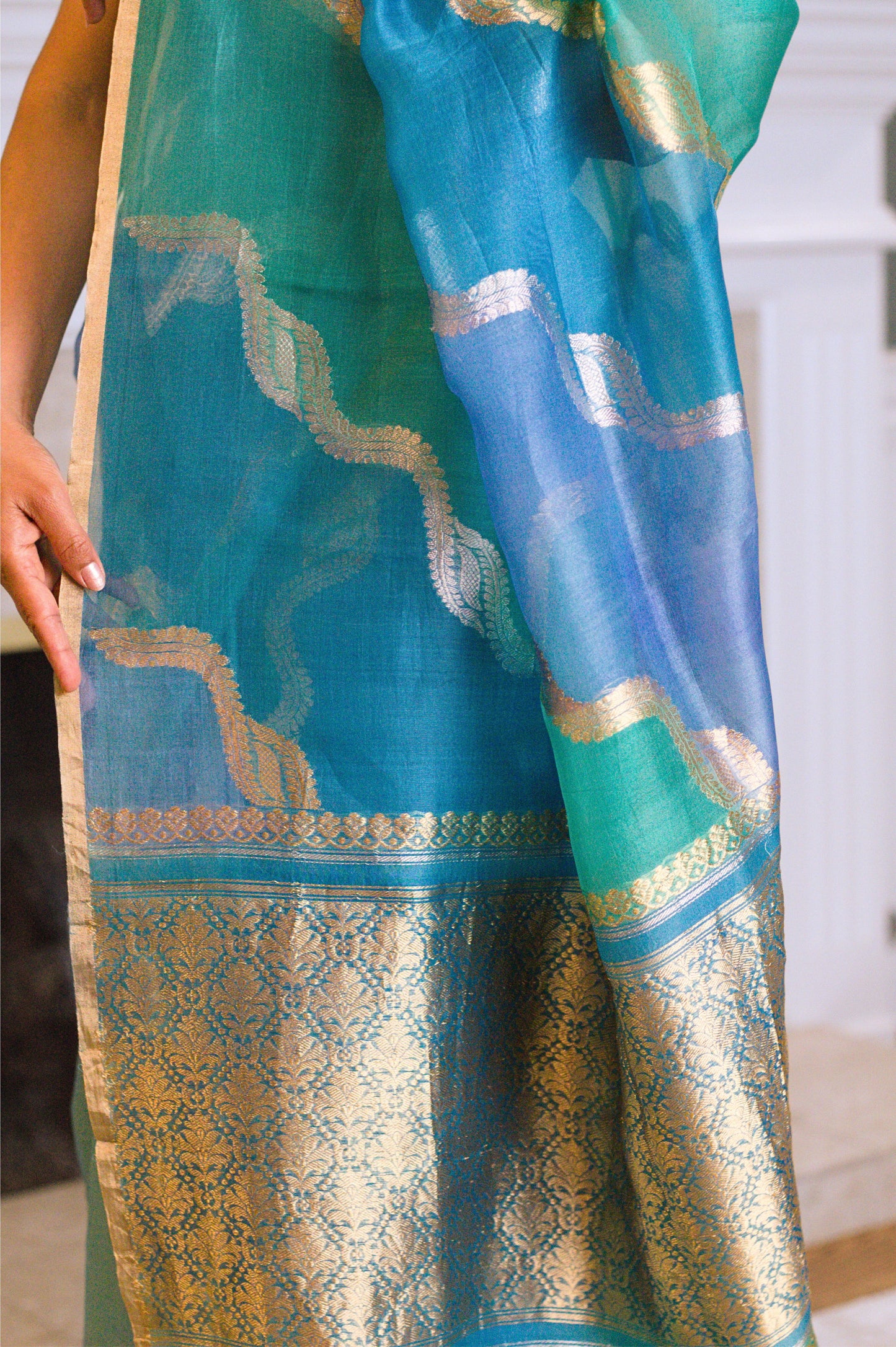 Pure Banarasi Kora Silk Rangkat Saree with Gold and Silver Zari.