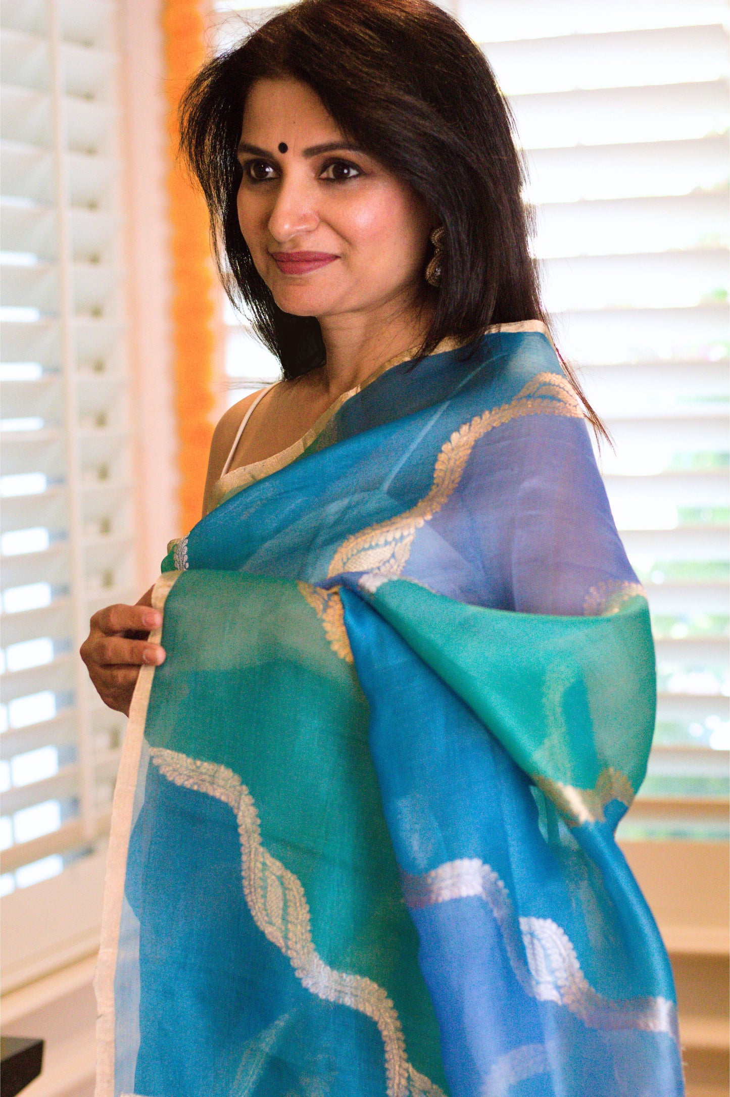 Pure Banarasi Kora Silk Rangkat Saree with Gold and Silver Zari.