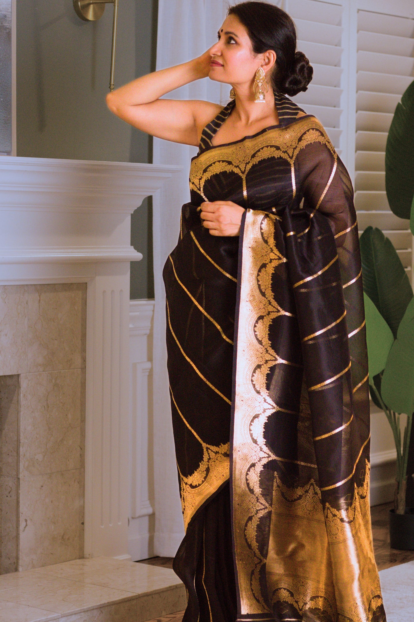 Black Kora Silk Banarasi Handloom Saree With Scallop Border and Stripes In Gold Zari.