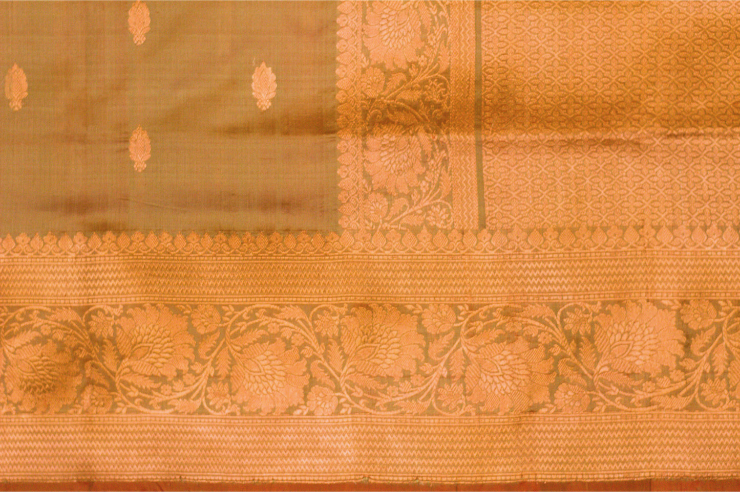 Pearlescent Rusty Beige Banarasi Pure Katan Silk Saree With Copper Zari