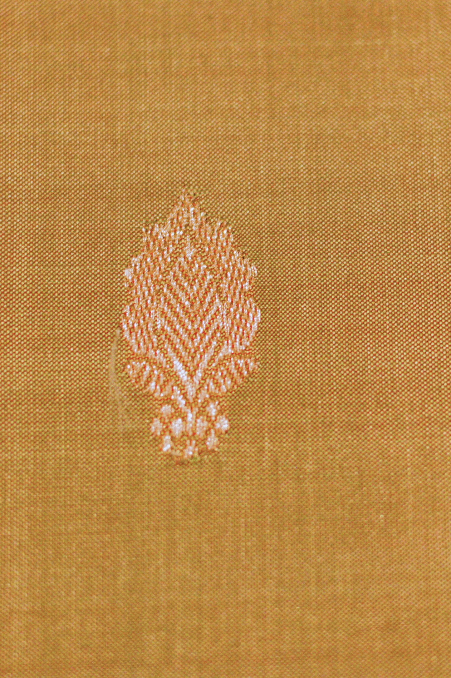 Pearlescent Rusty Beige Banarasi Pure Katan Silk Saree With Copper Zari